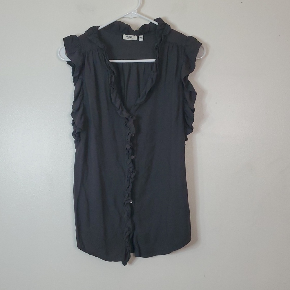 Dylan Milla Ruffle Top Size Extra Small Grey Sleeveless Button Down Blouse Top - Picture 2 of 10
